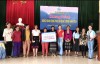 Hội LHPN Thành phố Hồ Chí Minh trao bảng tượng trưng 05 mái ấm tình thương và 02 phương tiện sinh kế trị giá 275 triệu đồng