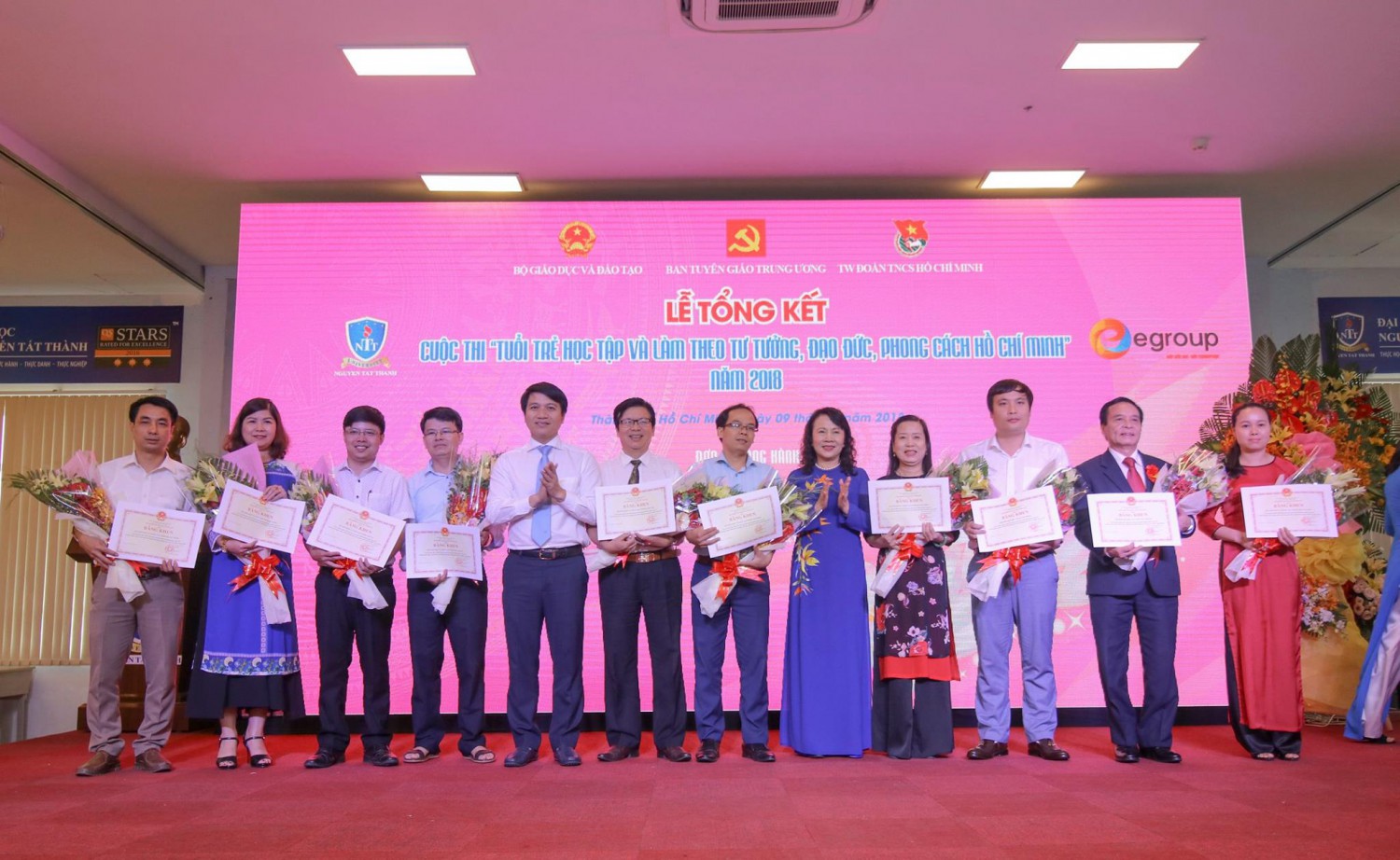 Ngành GD&ĐT Quảng Trị được Bộ GD&ĐT tặng Bằng khen phong trào “Tuổi trẻ học tập và làm theo tấm gương đạo đức Hồ Chí Minh” năm 2018